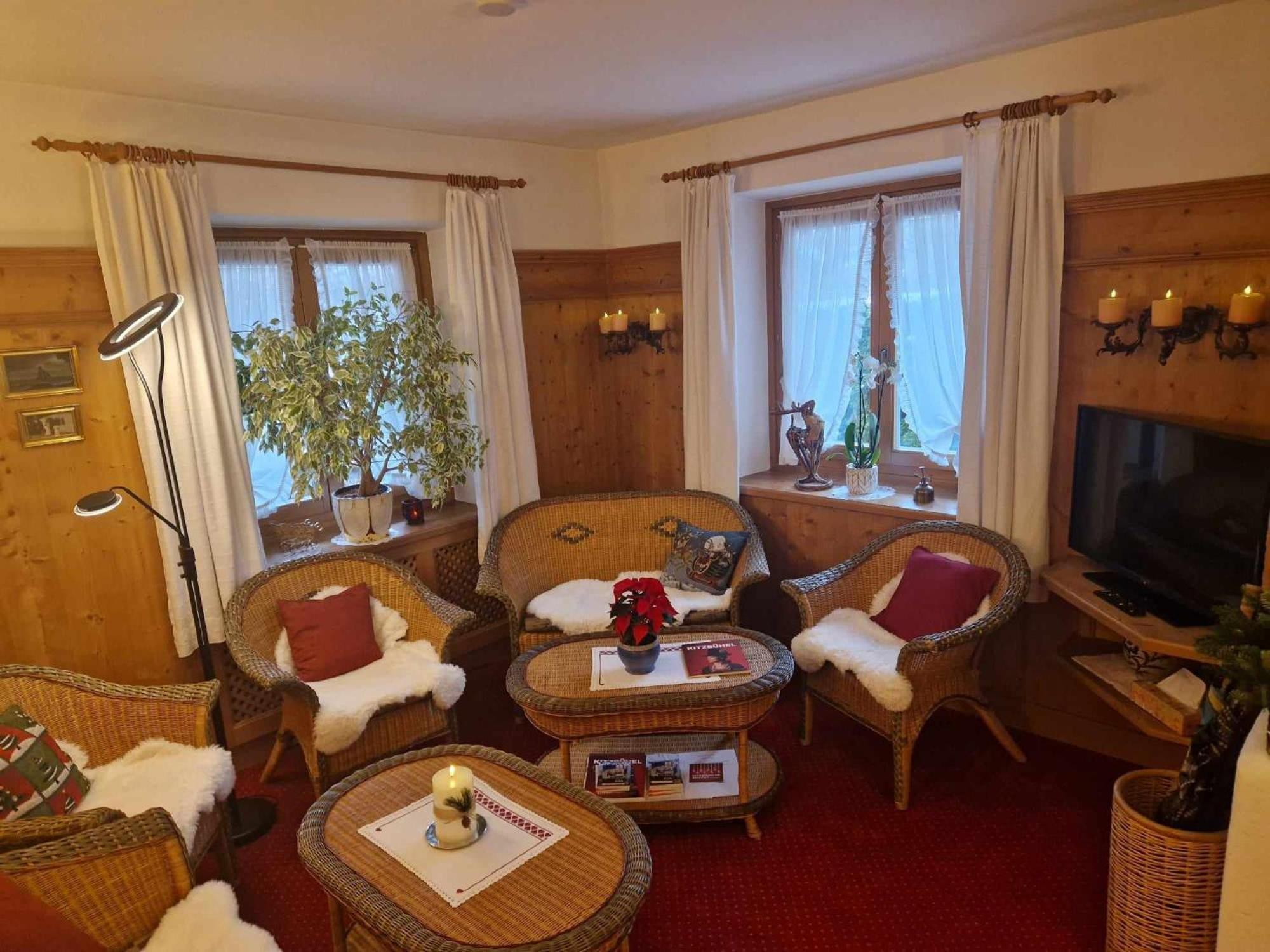 Pension Alpenrose Kitzbuhel Exterior photo